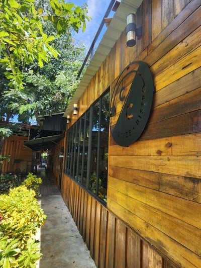 cc cafe & bistro pranburi (ซีซี คาเฟ่แอนด์บิสโทร ปราณบุรี)1